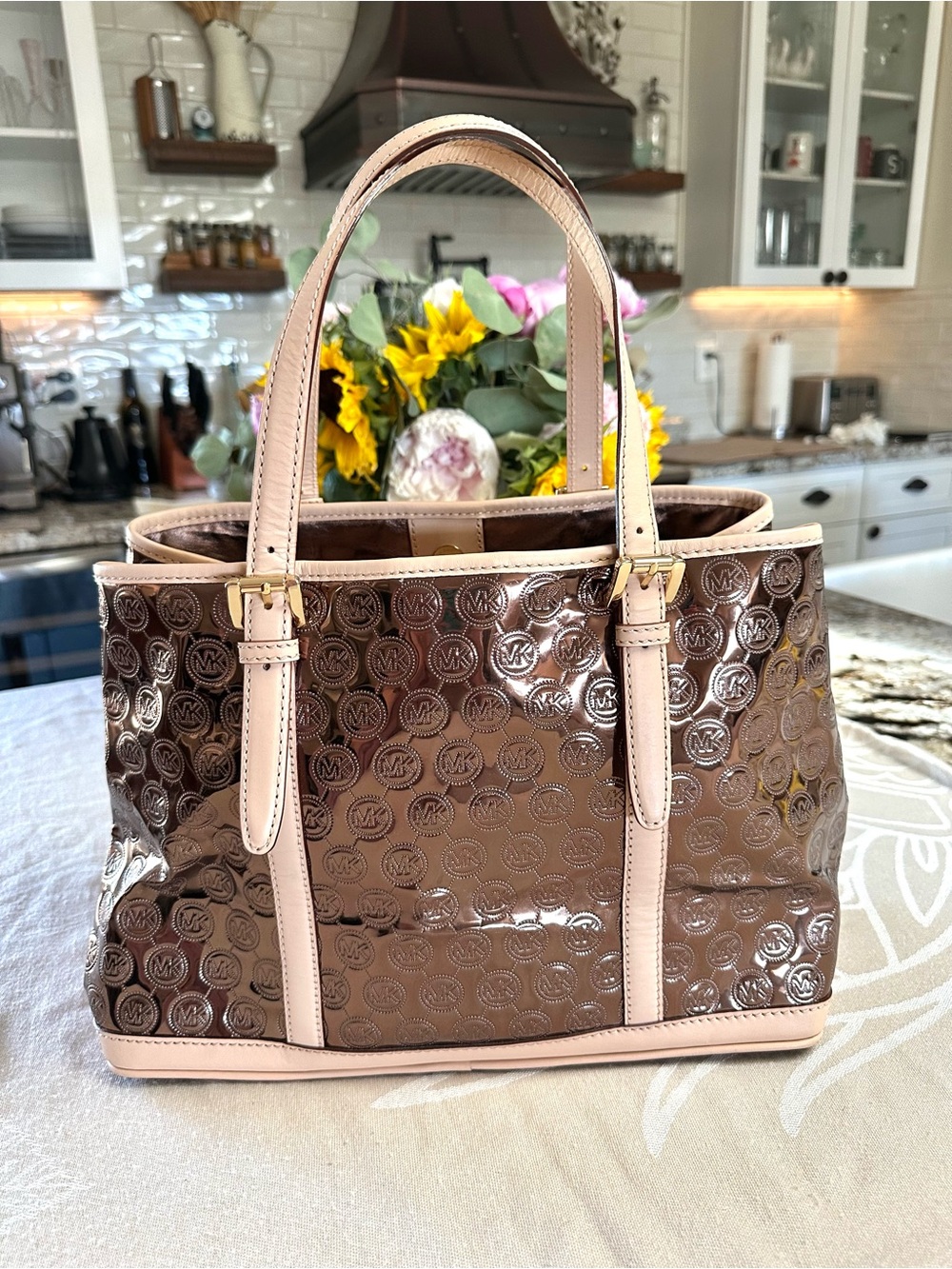 Michael Kors Grayson Cocoa Mirror Metallic Monogram Large Tote Bag - Picture 3 of 10